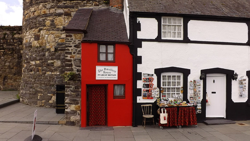 Unusual and Quirky Places for a Family Visit in the UK